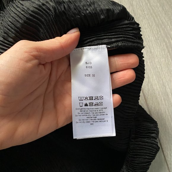 GANNI Pleated Satin Dress - Picture 5 of 8